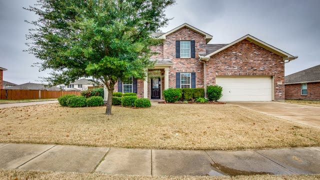 Photo 1 of 26 - 310 Red Oak Ct, Forney, TX 75126