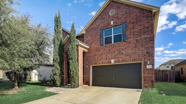 Photo 1 of 35 - 1025 Hyde Park Dr, Round Rock, TX 78665