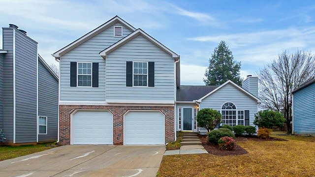 Photo 1 of 19 - 1607 Vinebrook Ter NW, Kennesaw, GA 30144