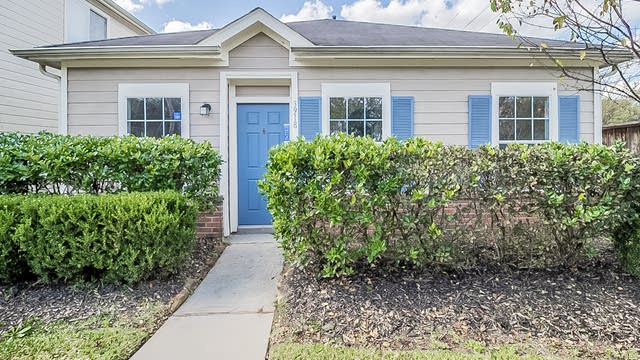 Photo 1 of 31 - 3918 Mossy Place Ln, Spring, TX 77388